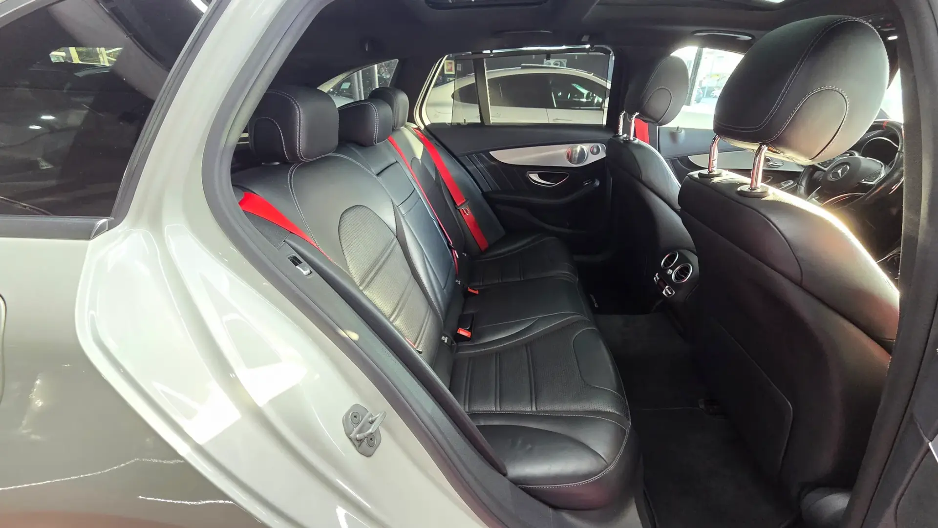 Mercedes-Benz C 63 AMG Station Speedshift MCT 9G 21