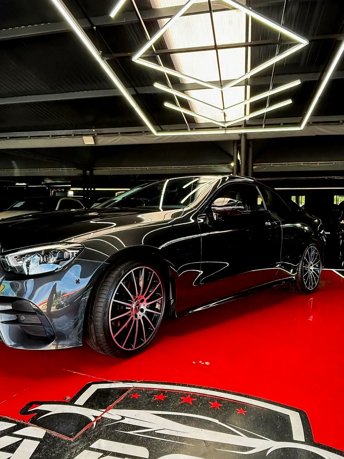 Mercedes-Benz E 220 d AMG Line Aut. 12