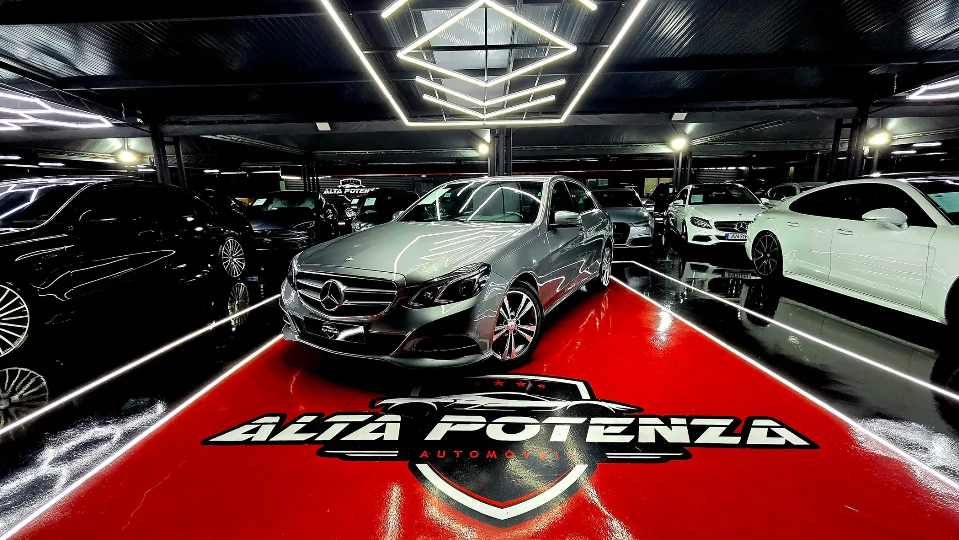 Mercedes-Benz E 300 BlueTEC Hybrid Avantgarde 107g 1