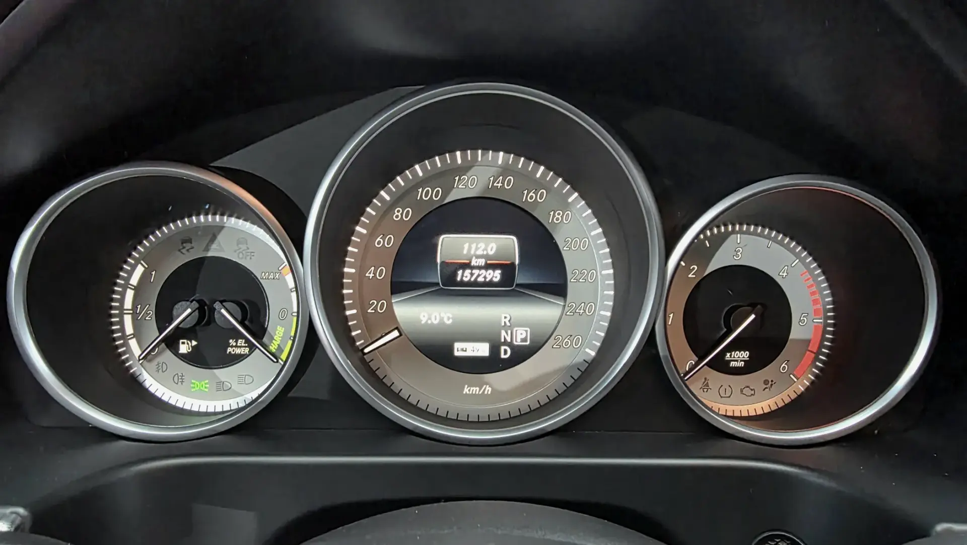 Mercedes-Benz E 300 BlueTEC Hybrid Avantgarde 107g 10