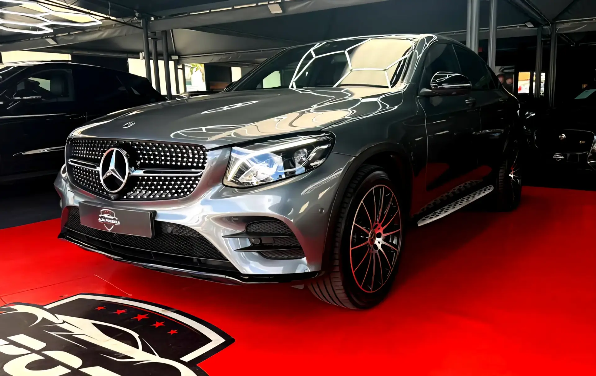 Mercedes-Benz GLC 250 d Coupé AMG Line 4-Matic 3