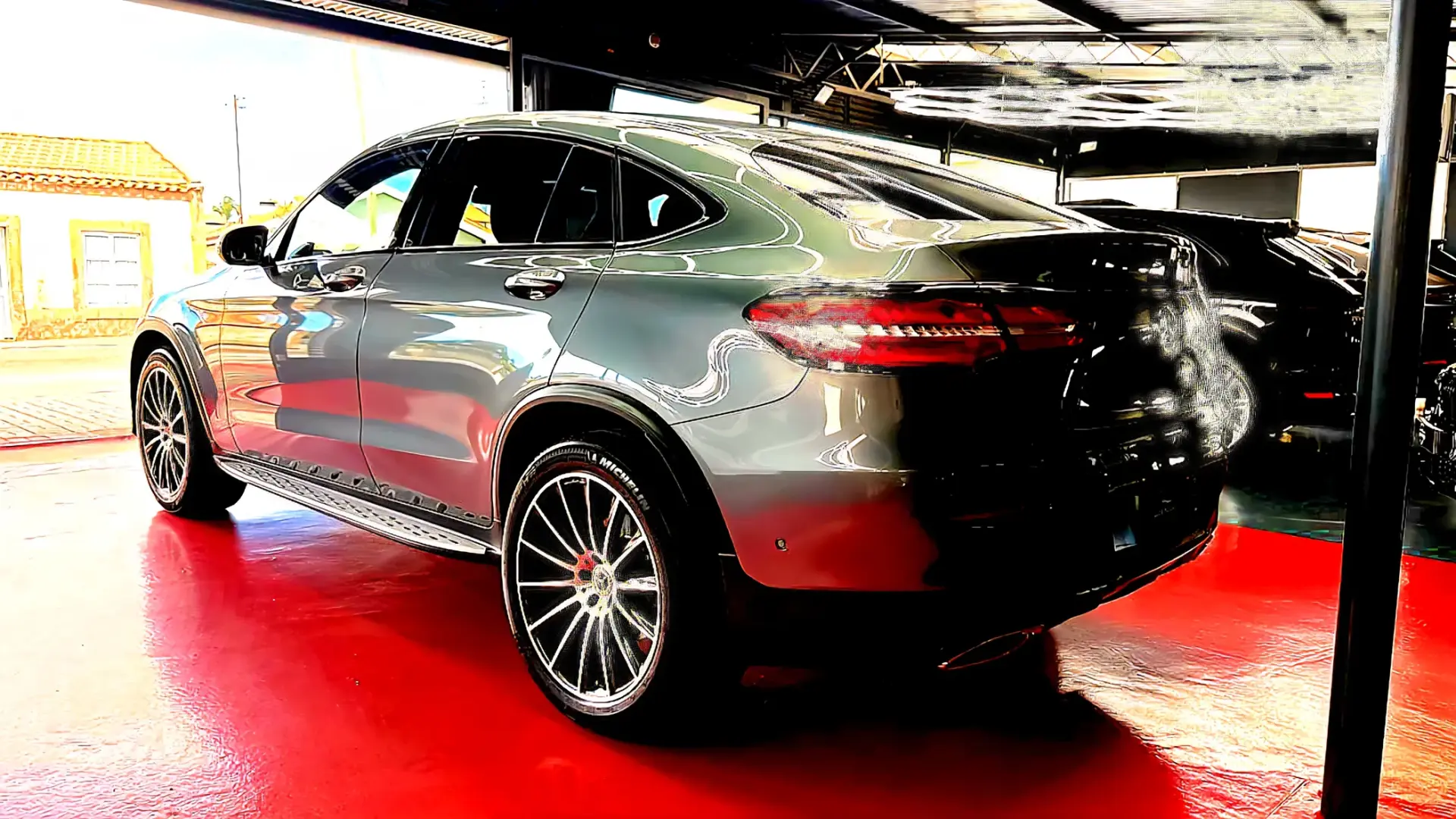 Mercedes-Benz GLC 250 d Coupé AMG Line 4-Matic 6