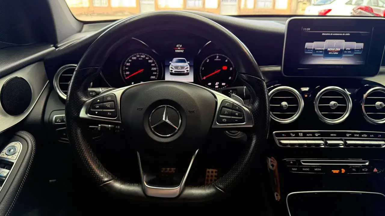 Mercedes-Benz GLC 250 d Coupé AMG Line 4-Matic 13