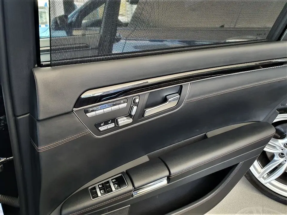 Mercedes-Benz S 350 BlueTEC Longo AMG 17