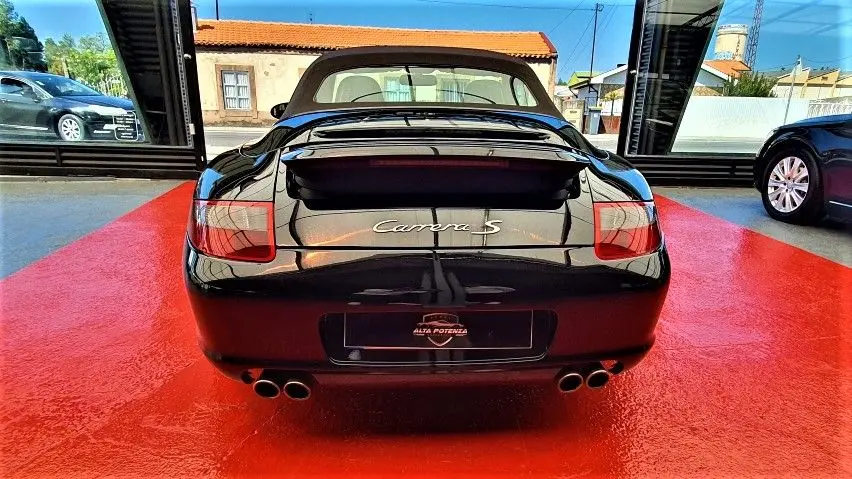 Porsche 911 (997) CARRERA S 5