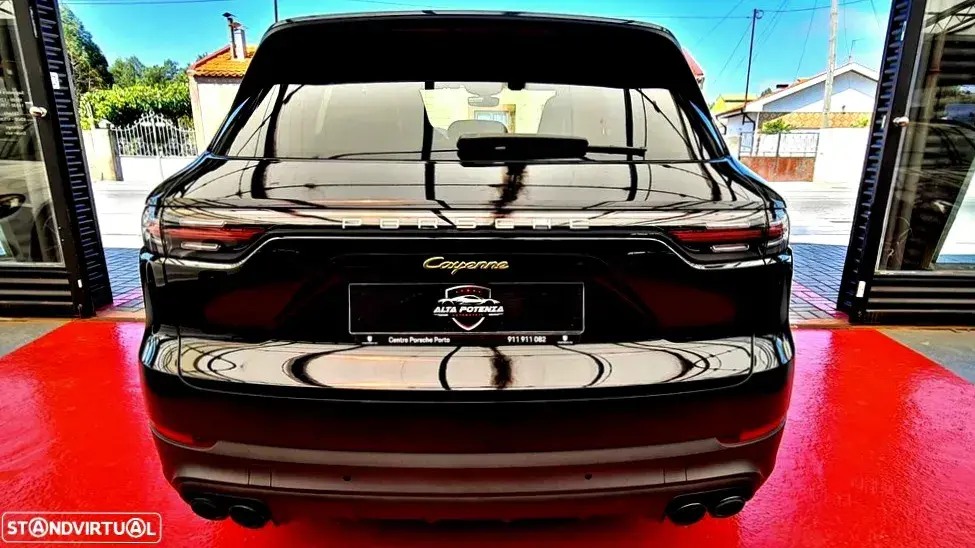 Porsche Cayenne E-Hybrid Platinum Edition 2