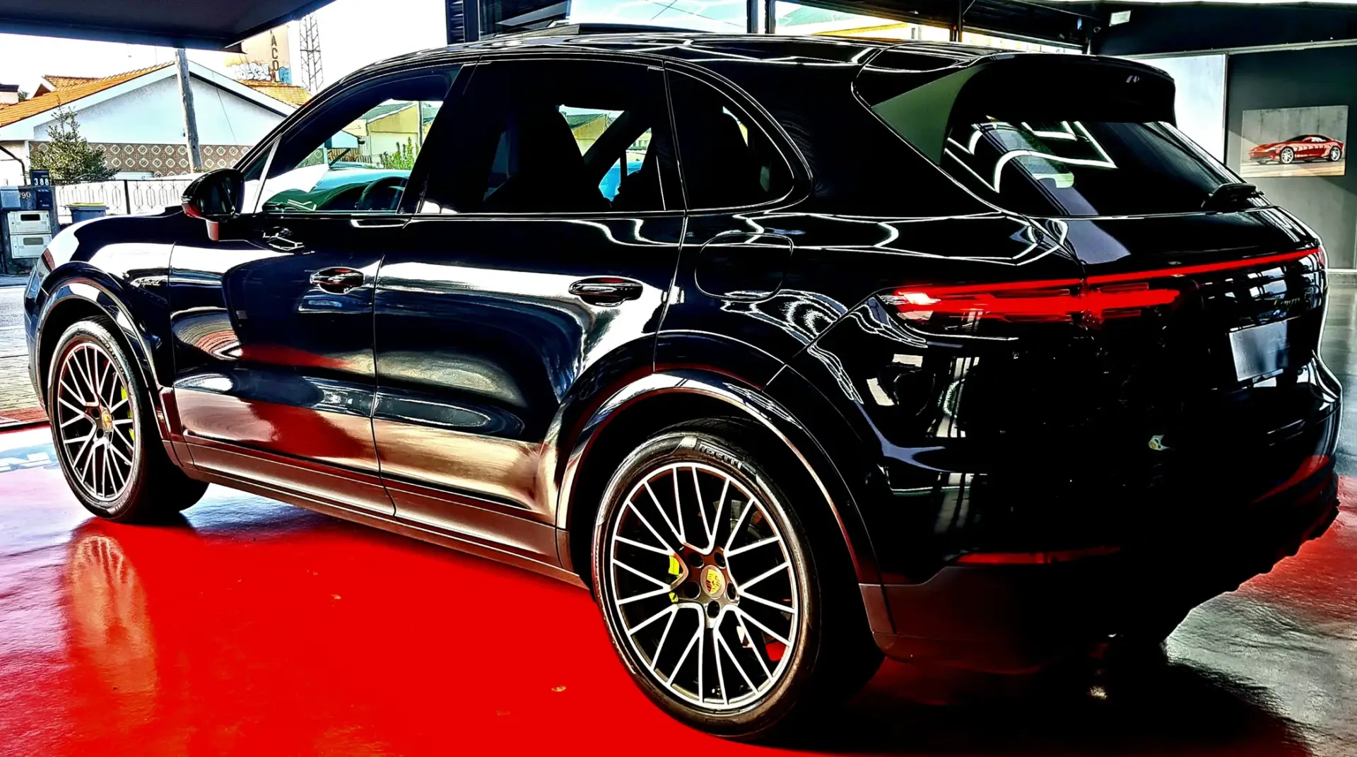 Porsche Cayenne E-Hybrid Platinum Edition 3