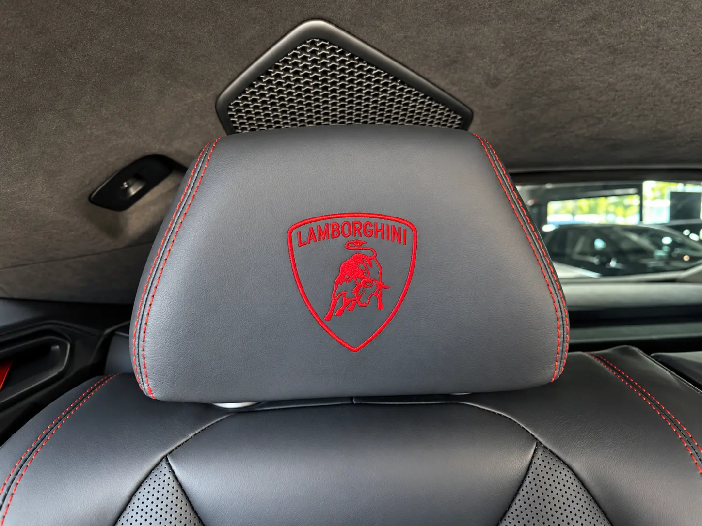 Lamborghini Urus 4.0 V8 SE 22