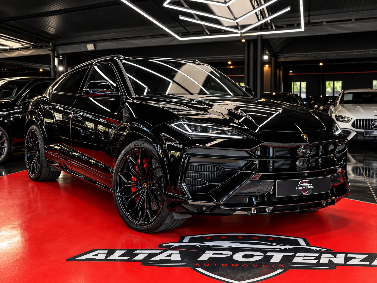 Lamborghini Urus 4.0 V8 SE 2
