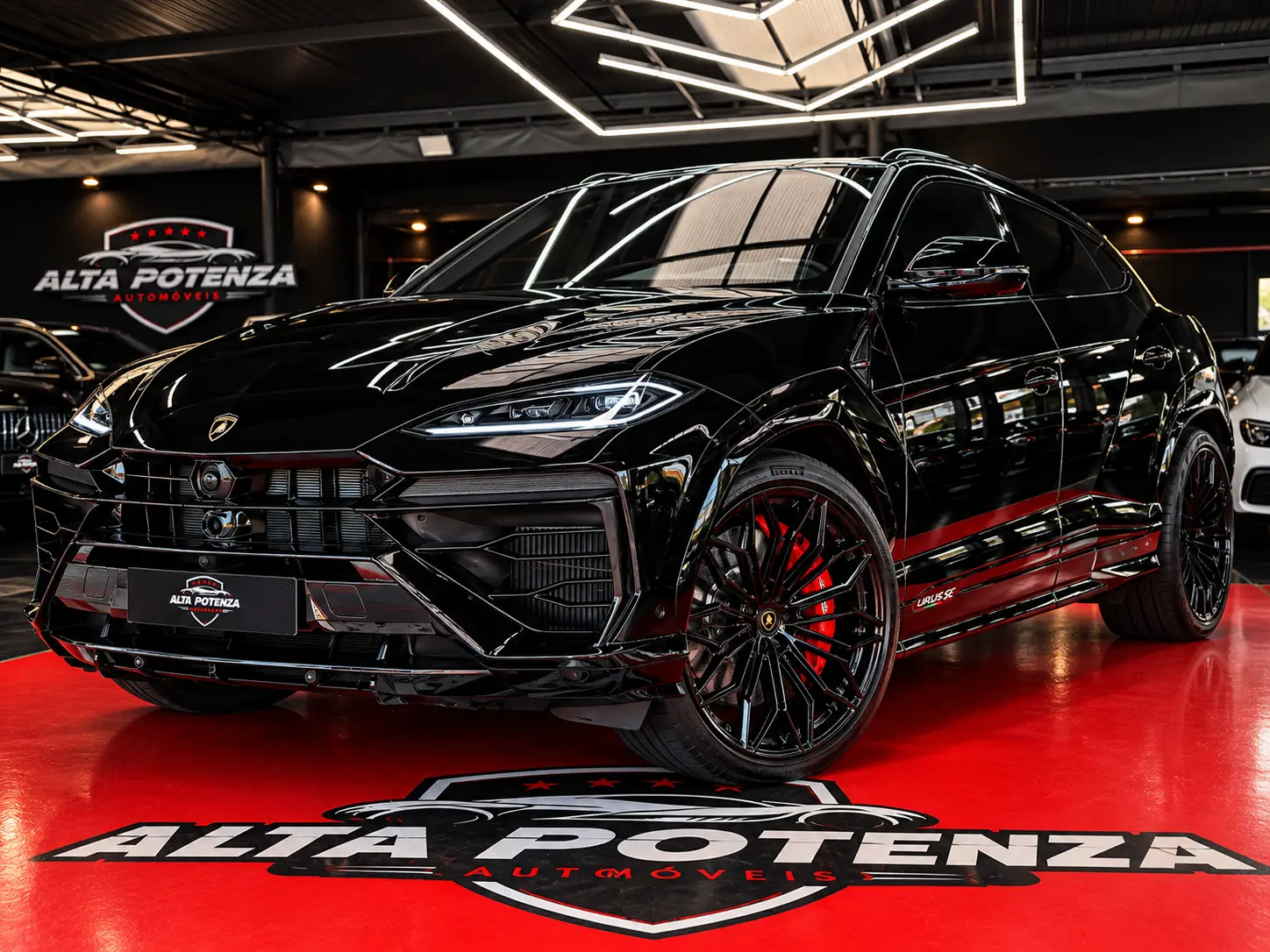 Lamborghini Urus 4.0 V8 SE 3