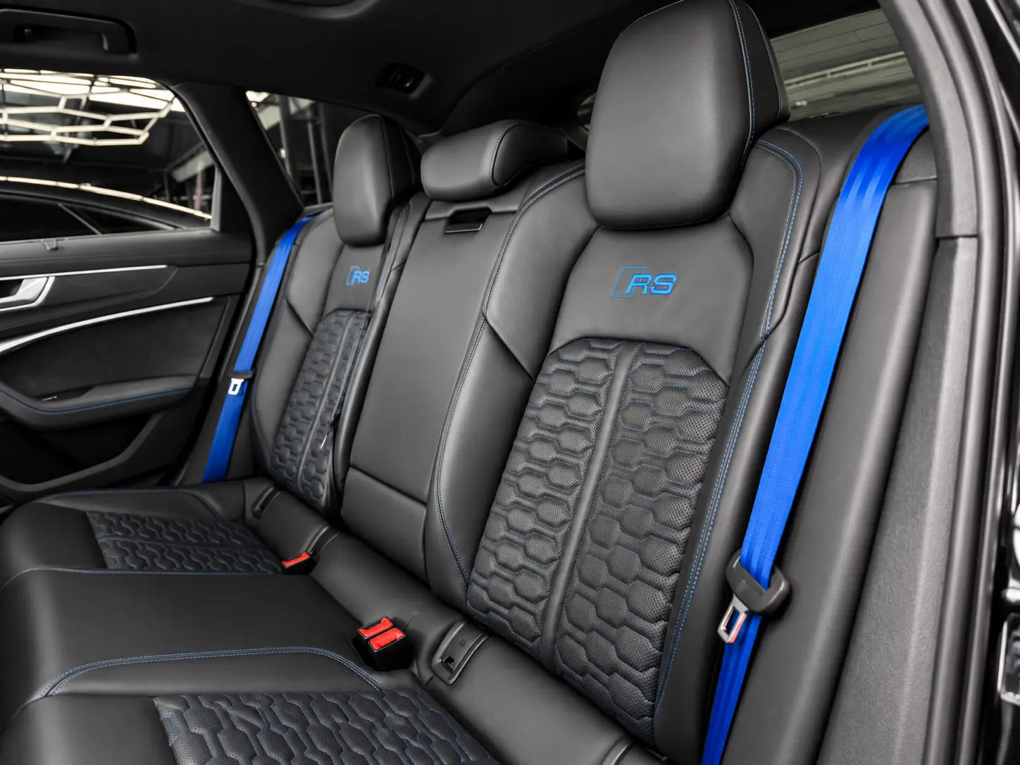 Audi RS6 Avant 4.0 TFSI quattro Tiptronic performance 24