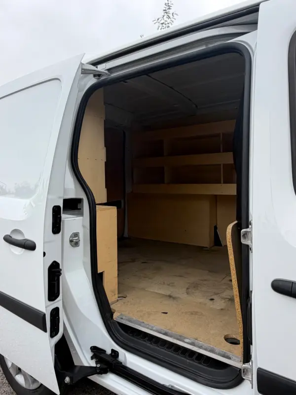 Renault Kangoo Outro 8