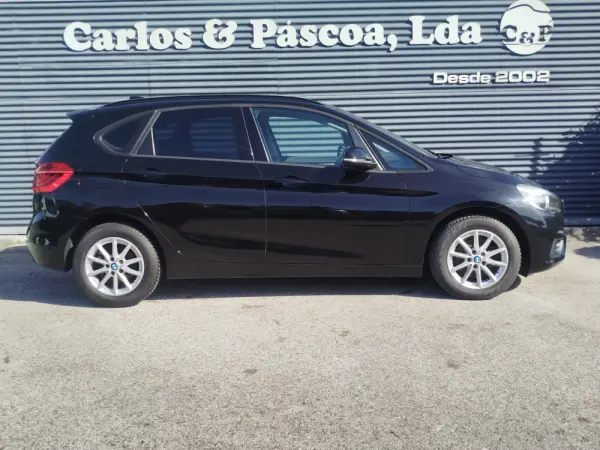 BMW 216 Active Tourer d Line Luxury 2