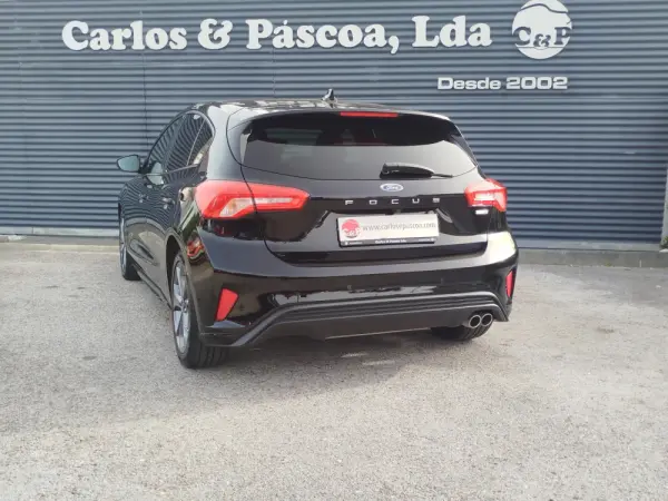 Ford Focus 1.0 EcoBoost MHEV ST-Line 4