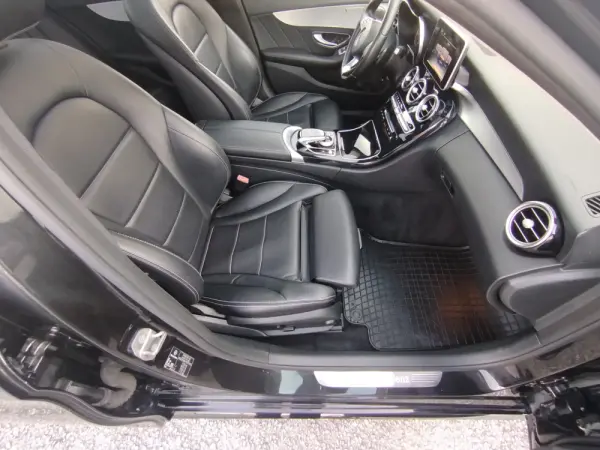 Mercedes-Benz C 220 d Avantgarde+ Aut. 12