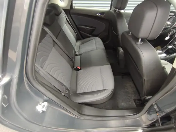 Opel Astra 1.4 T Cosmo Automatico 7