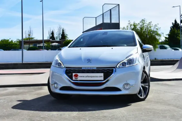 Peugeot 208 GTi 200 THP 35