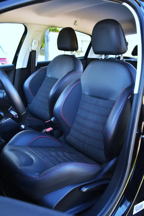 Peugeot 208 1.6 BlueHDi GT Line 3