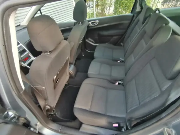 Peugeot 307 SW Break 1.6 HDi Executive 7