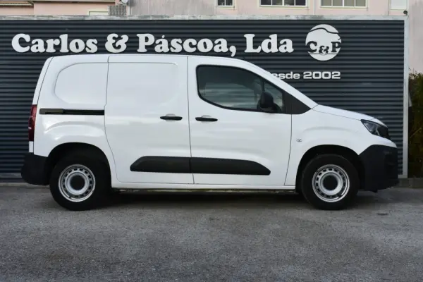 Peugeot Partner 1.5 BlueHDi Asphalt Standard 2