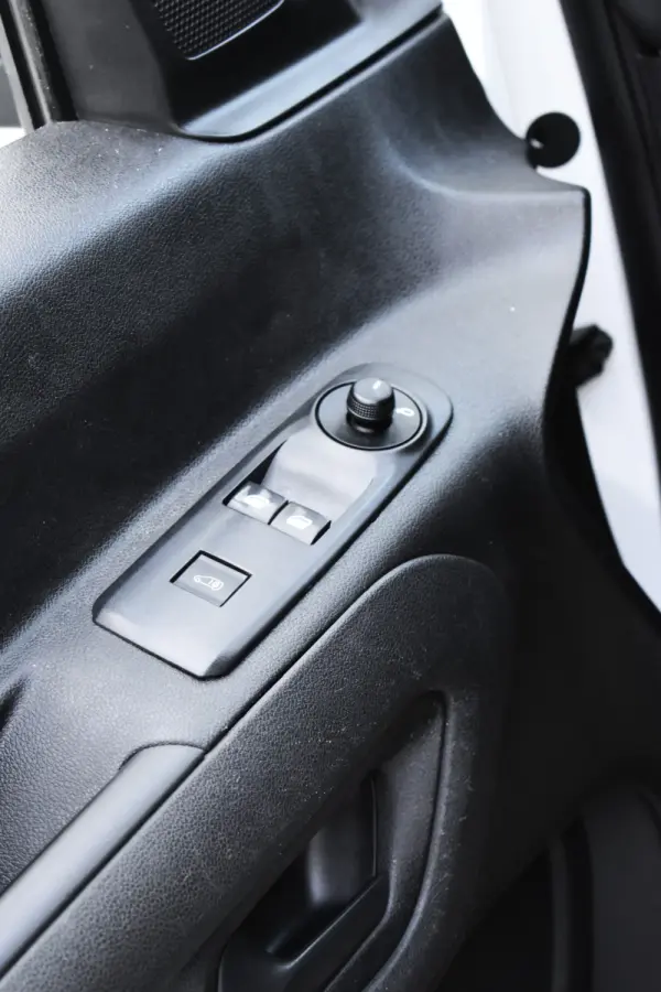 Peugeot Partner 1.5 BlueHDi Asphalt Standard 14