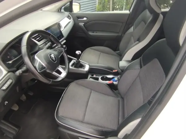 Renault Captur 1.0 TCe Evolution Bi-Fuel 3