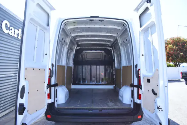 Renault Master 2.3 dCi L2H2 3.5T 13