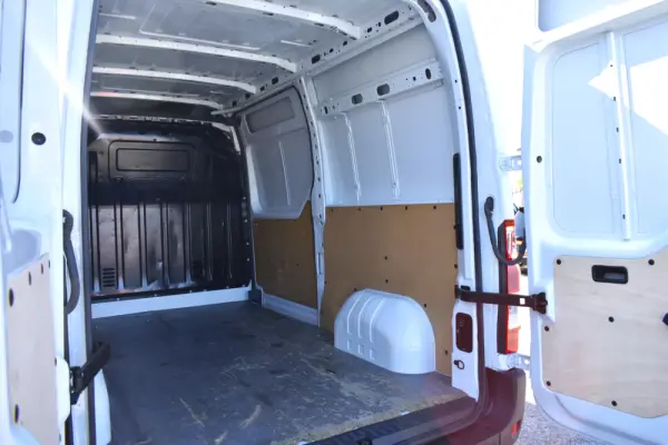 Renault Master 2.3 dCi L2H2 3.5T 14