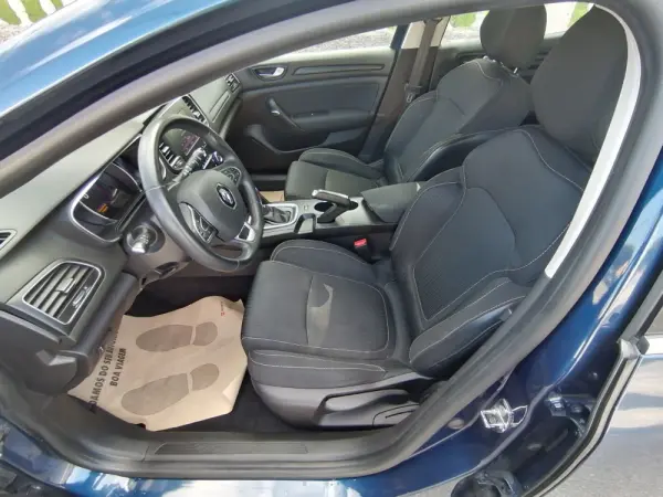 Renault Mégane Blue DCI 115 EDC LIMITED 5