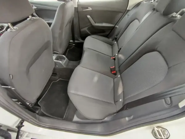 SEAT Arona 1.0 TSI Xcellence 9