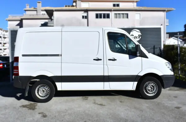 Mercedes-Benz Sprinter 210 CDI/32 4
