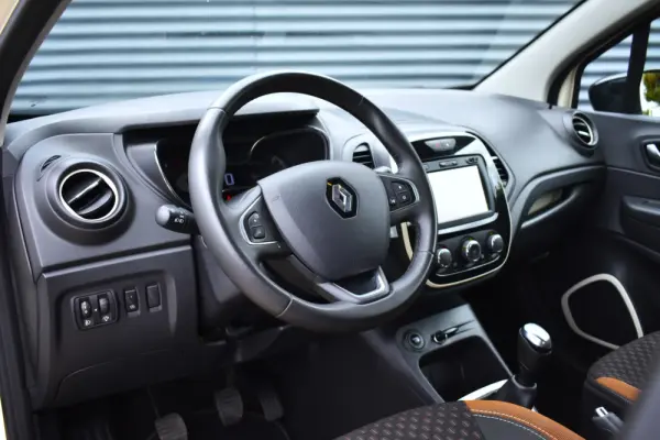 Renault Captur 1.5 dCi Exclusive 9