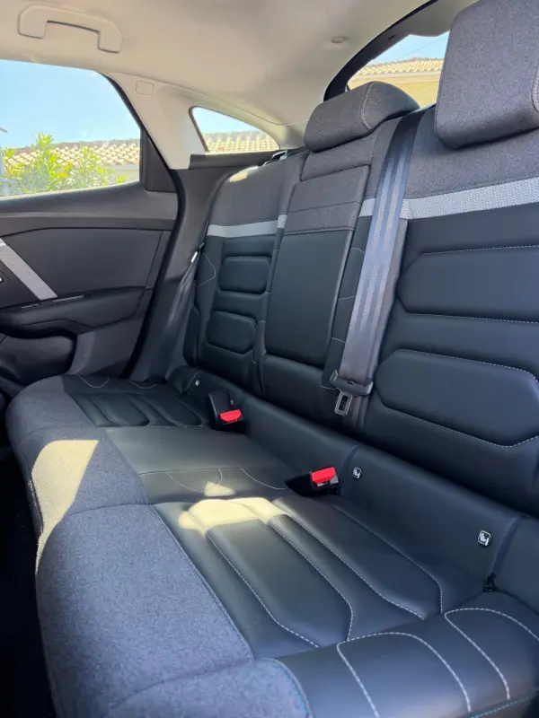 Citroen C4 1.2 PureTech Plus EAT8 8