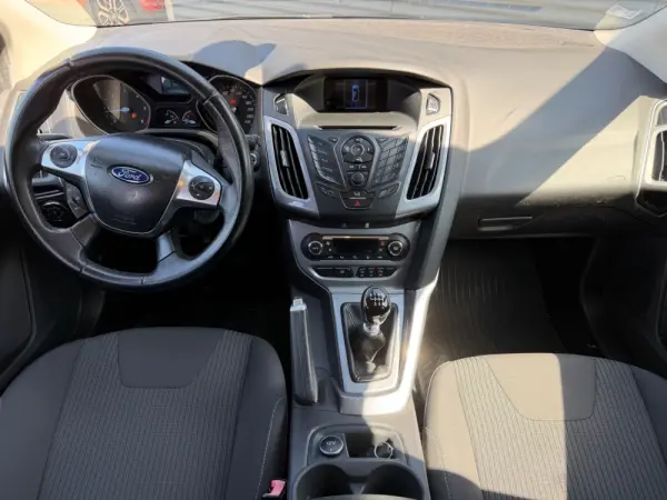 Ford Focus SW 1.6 TDCi Titanium Best 12