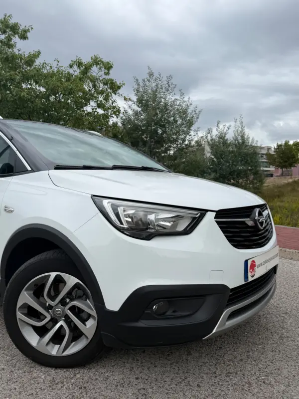 Opel Crossland X 1.2 T Business Edition 4