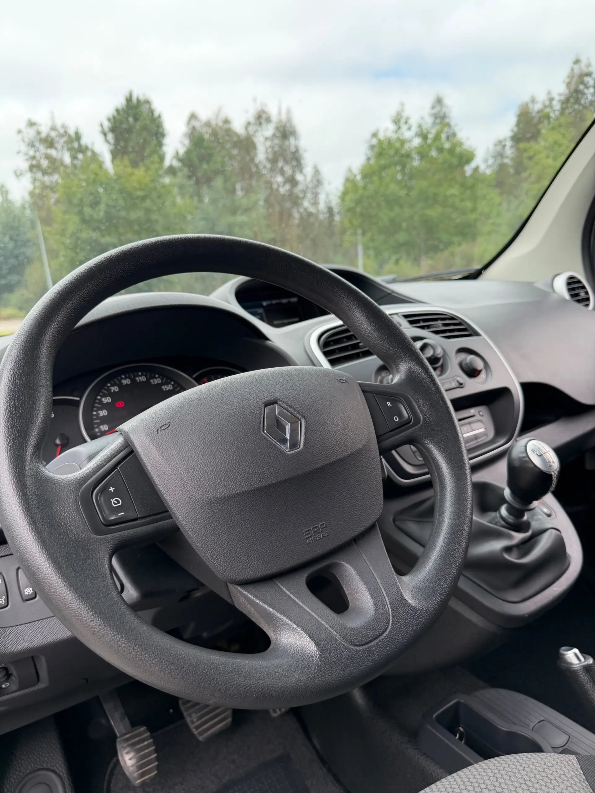 Renault Kangoo Outro 13