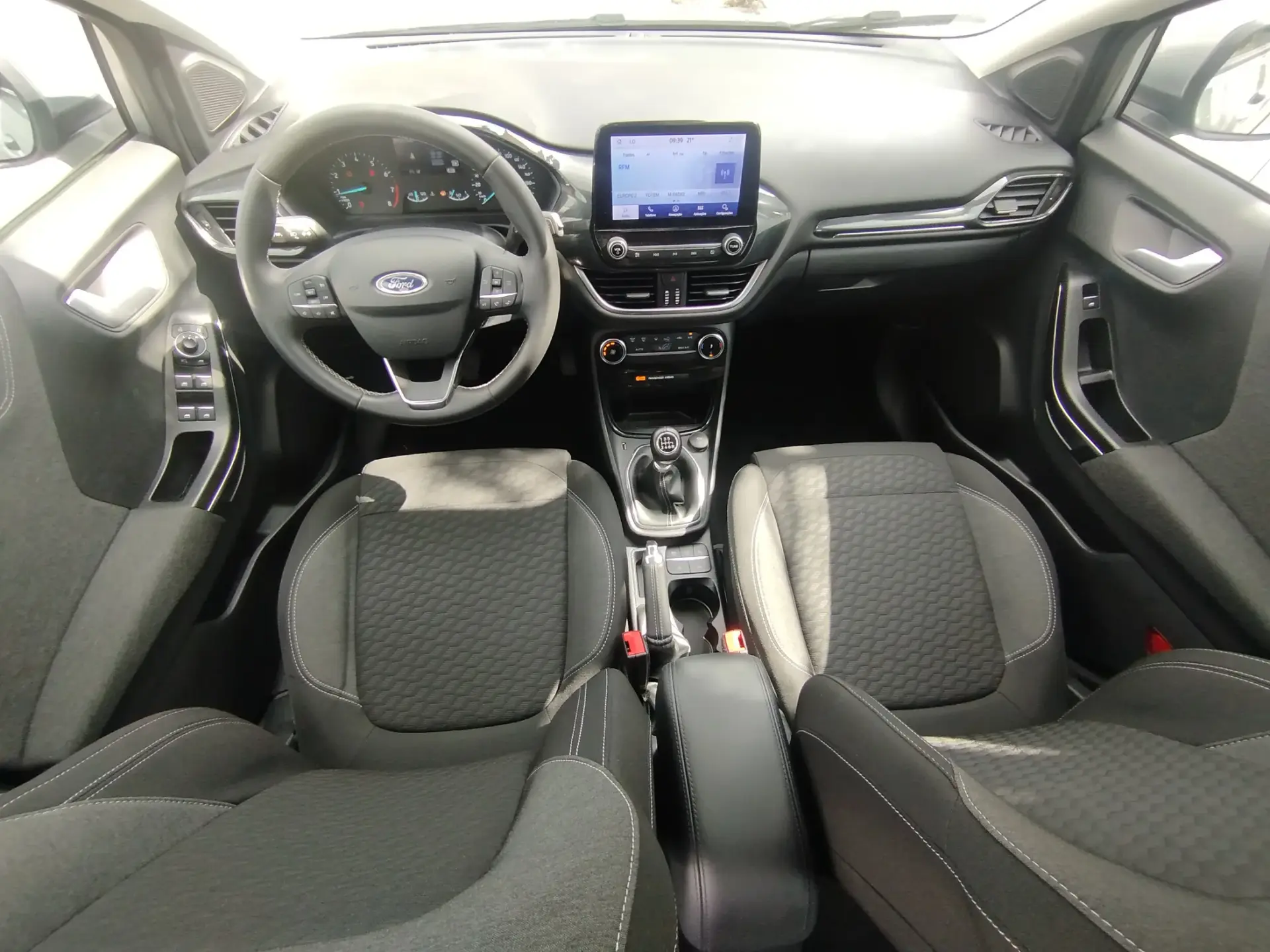 Ford Puma 1.0 EcoBoost mHEV Sound Edition 9