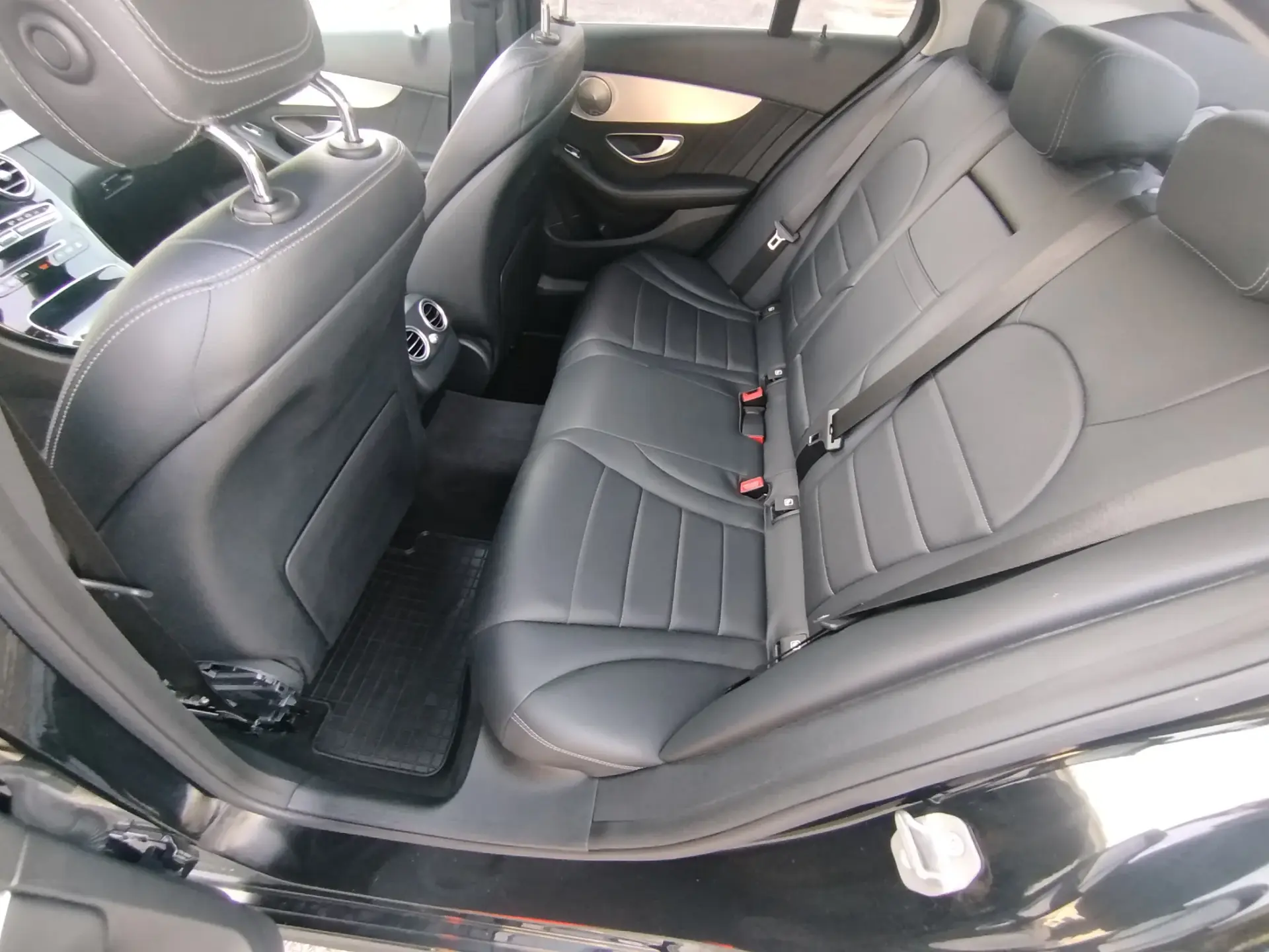 Mercedes-Benz C 220 d Avantgarde+ Aut. 9