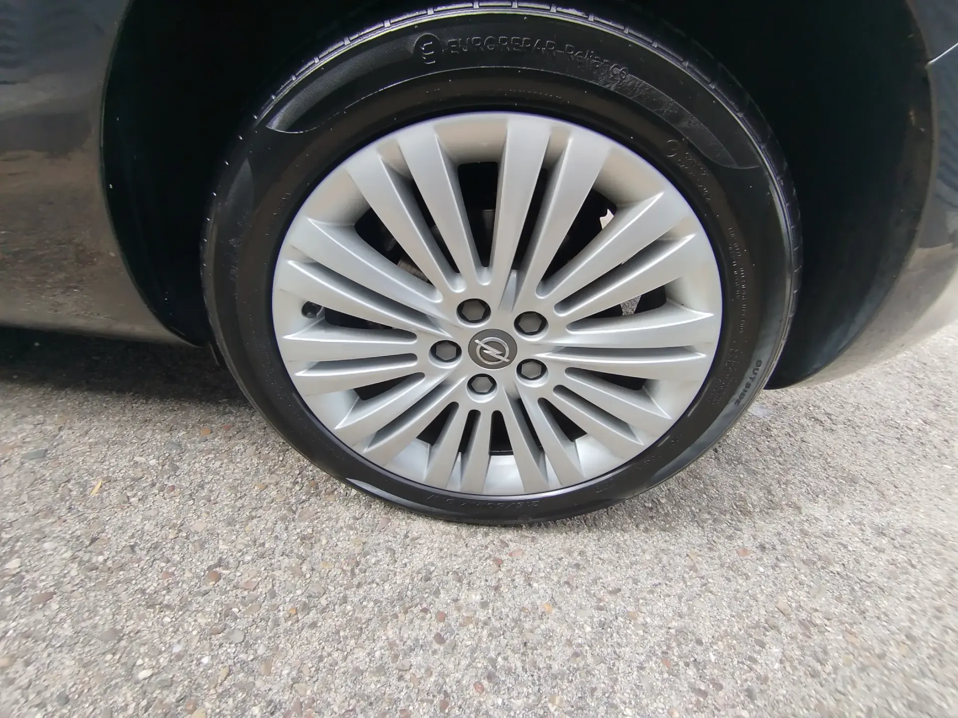 Opel Astra 1.4 T Cosmo Automatico 10
