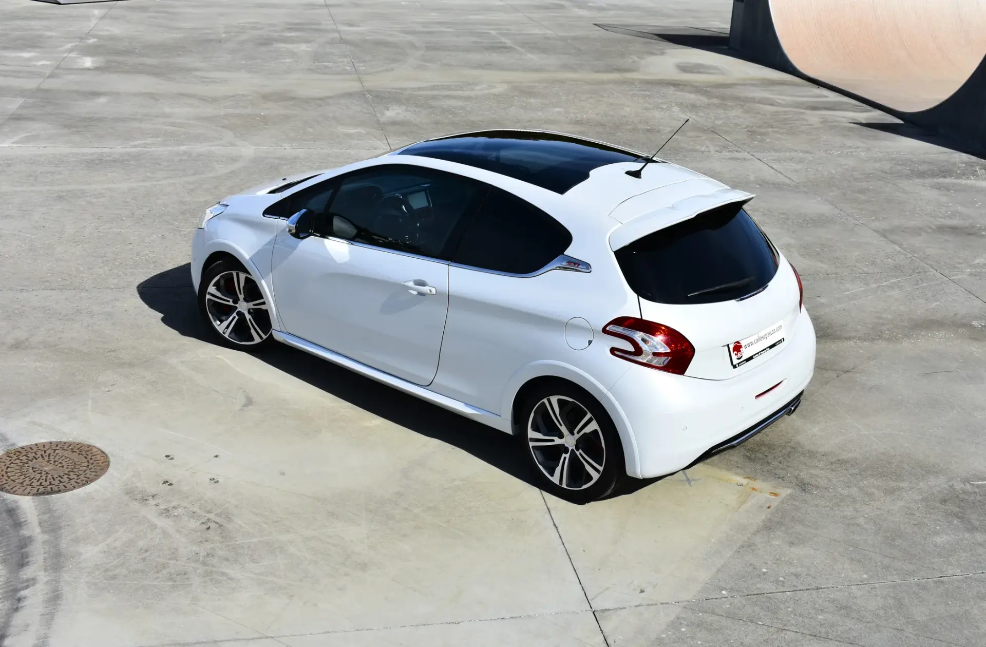 Peugeot 208 GTi 200 THP 5