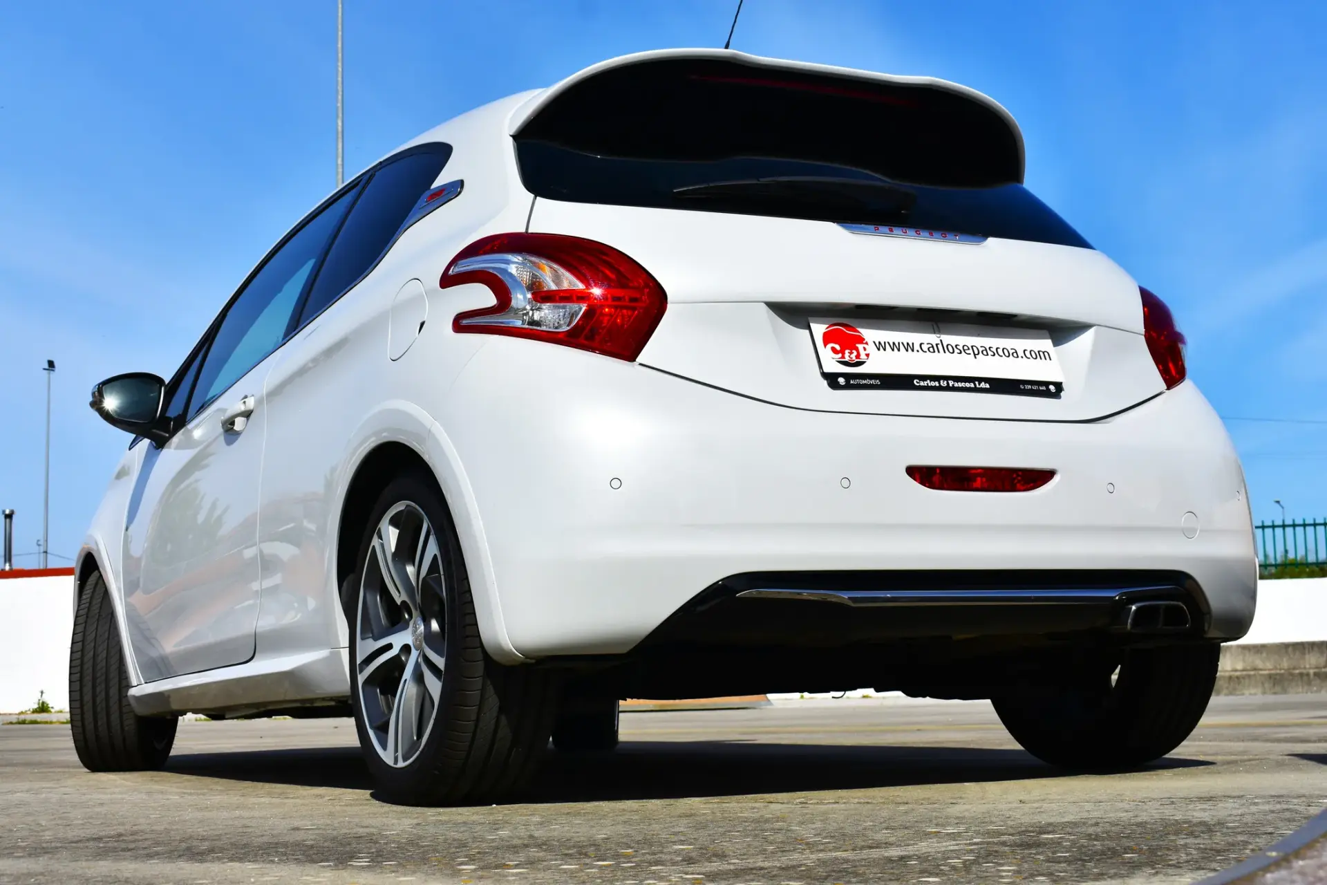 Peugeot 208 GTi 200 THP 9