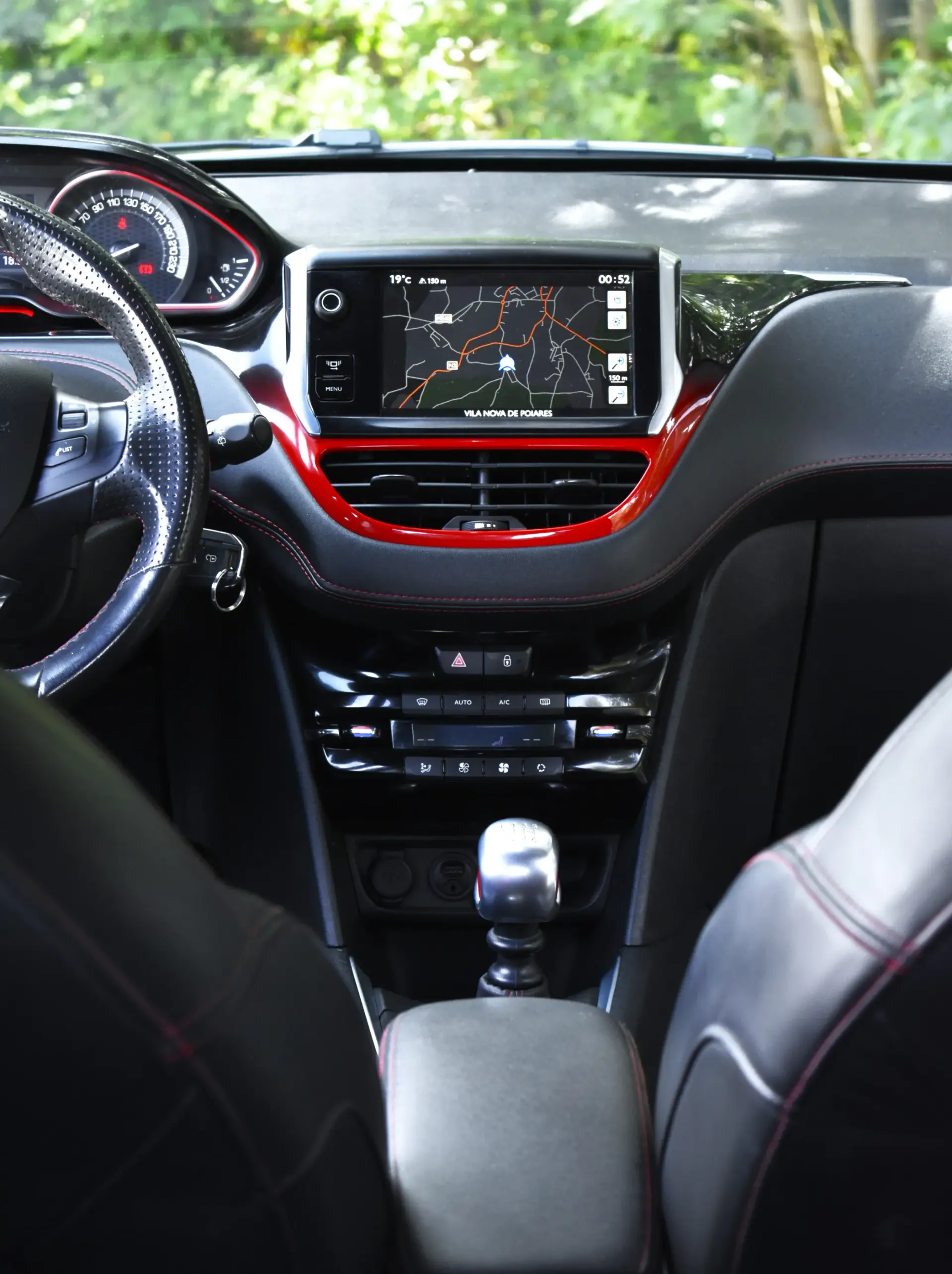 Peugeot 208 GTi 200 THP 15