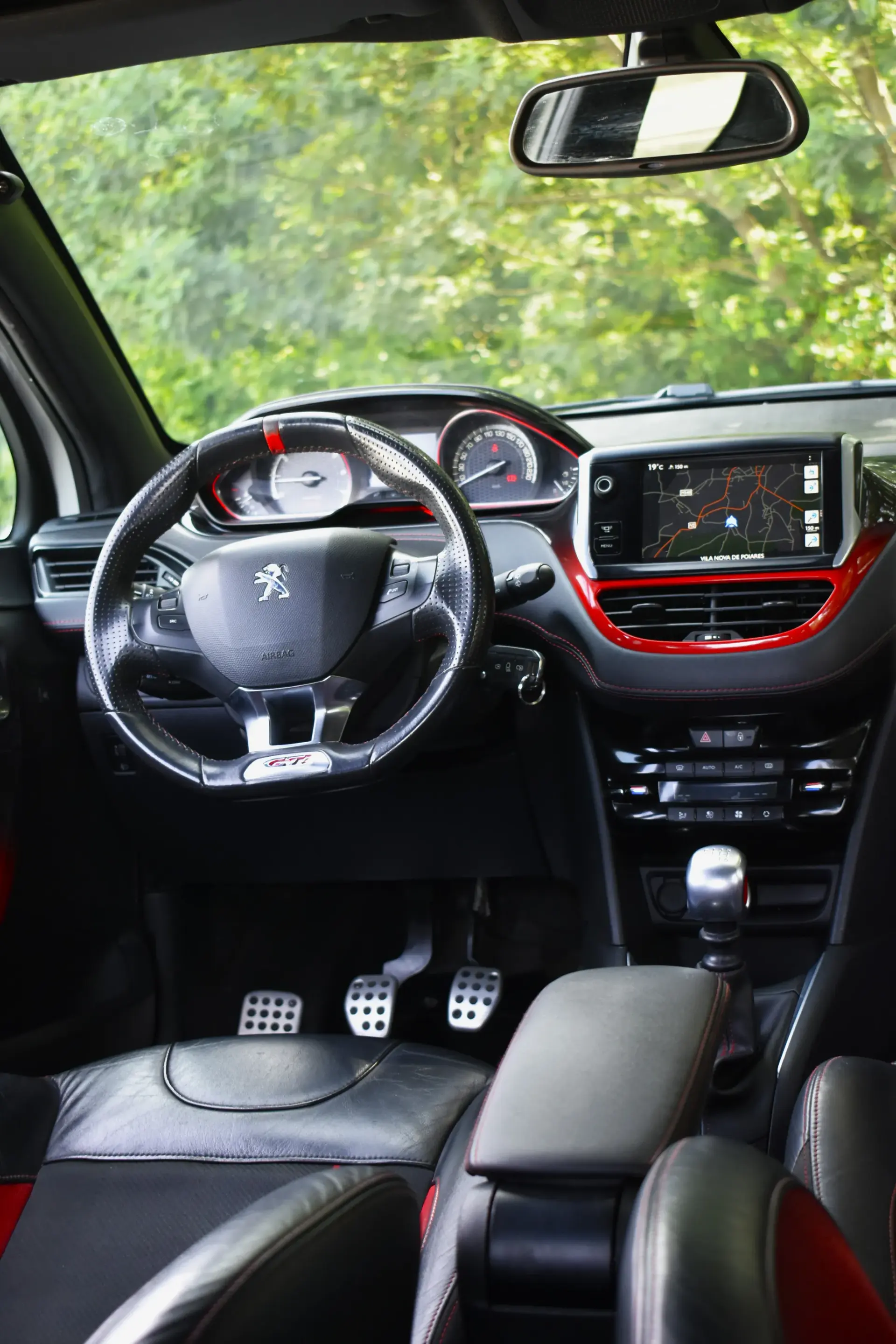 Peugeot 208 GTi 200 THP 17
