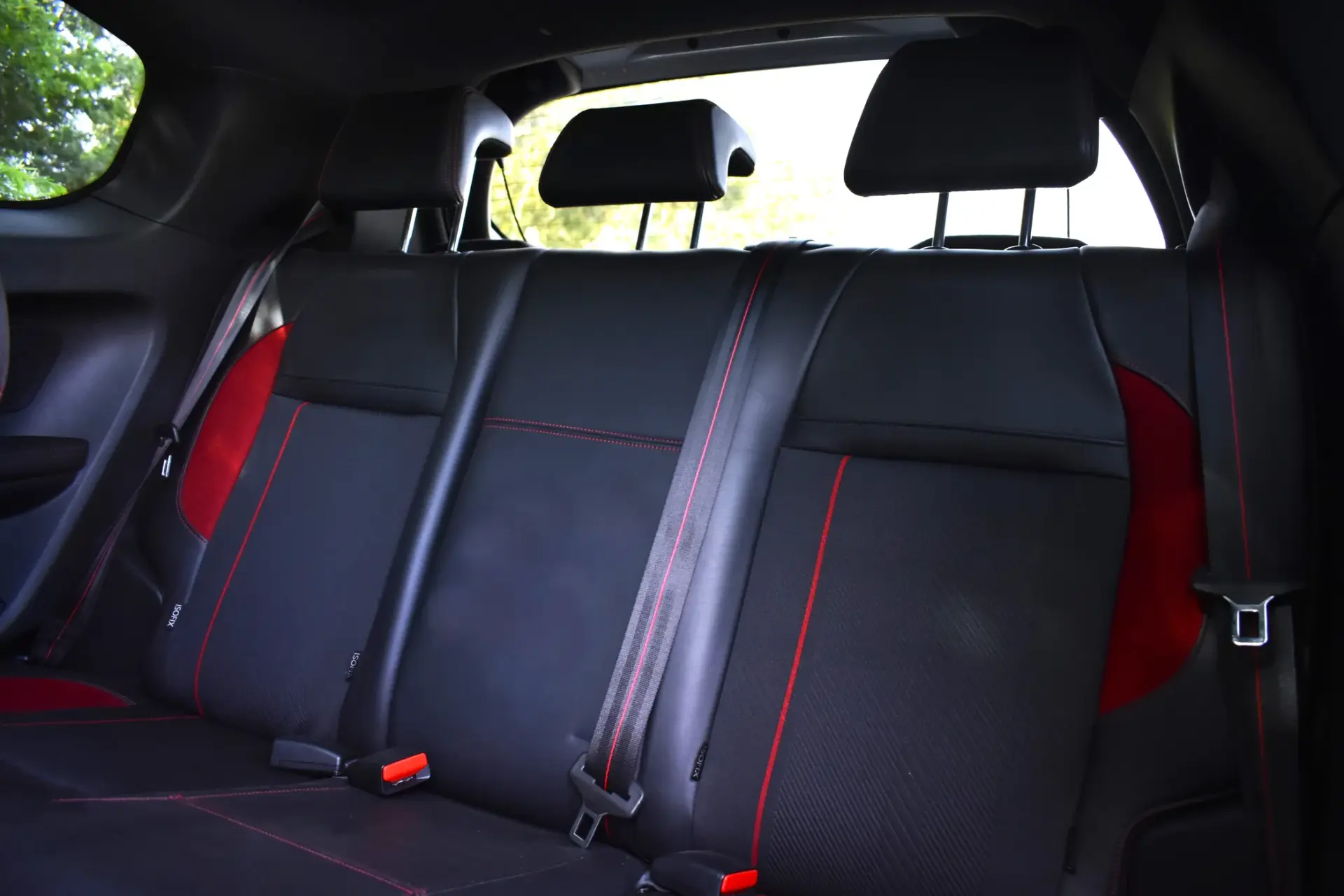 Peugeot 208 GTi 200 THP 24