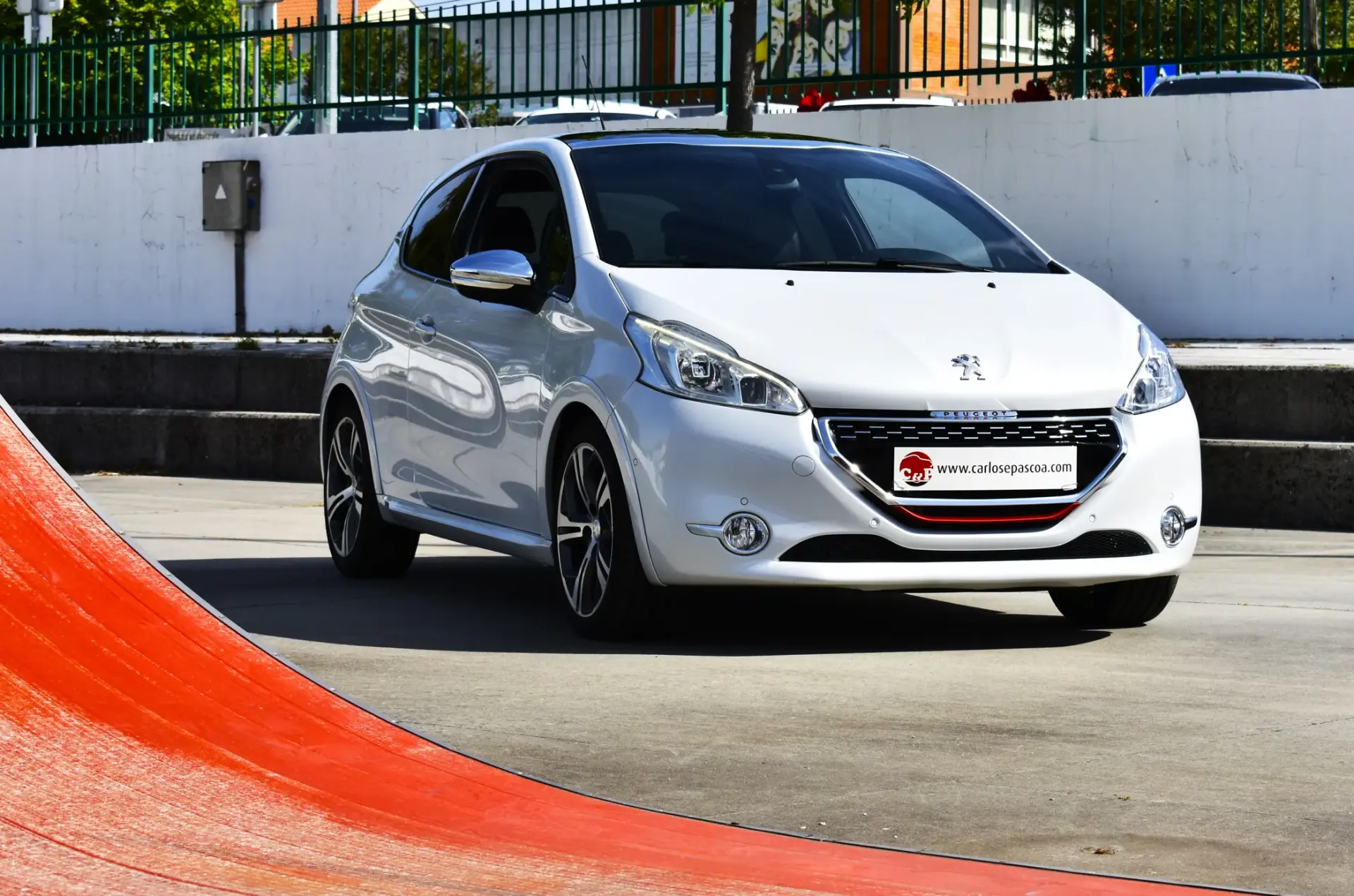 Peugeot 208 GTi 200 THP 39