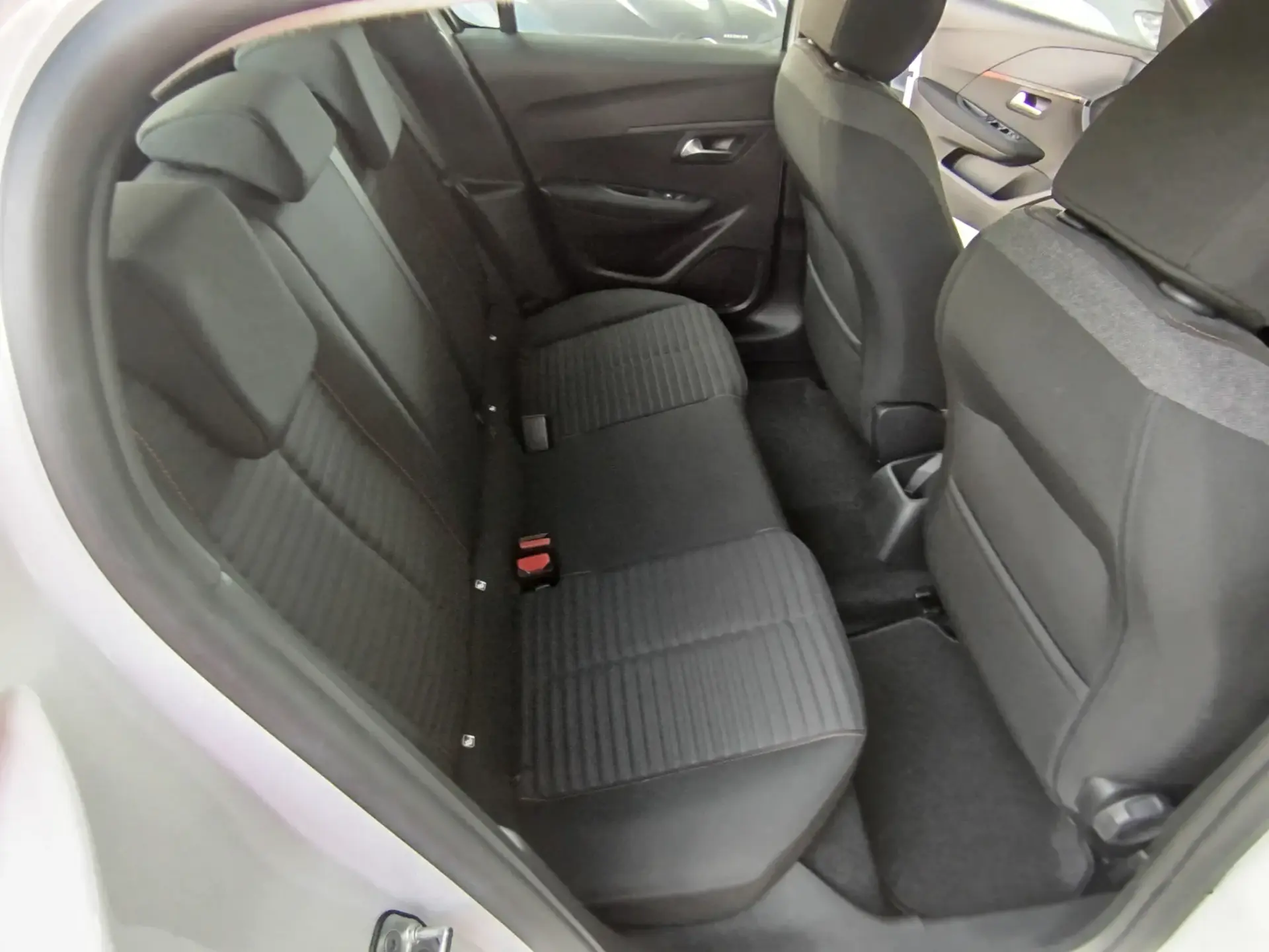 Peugeot 208 1.2 PureTech Active 7