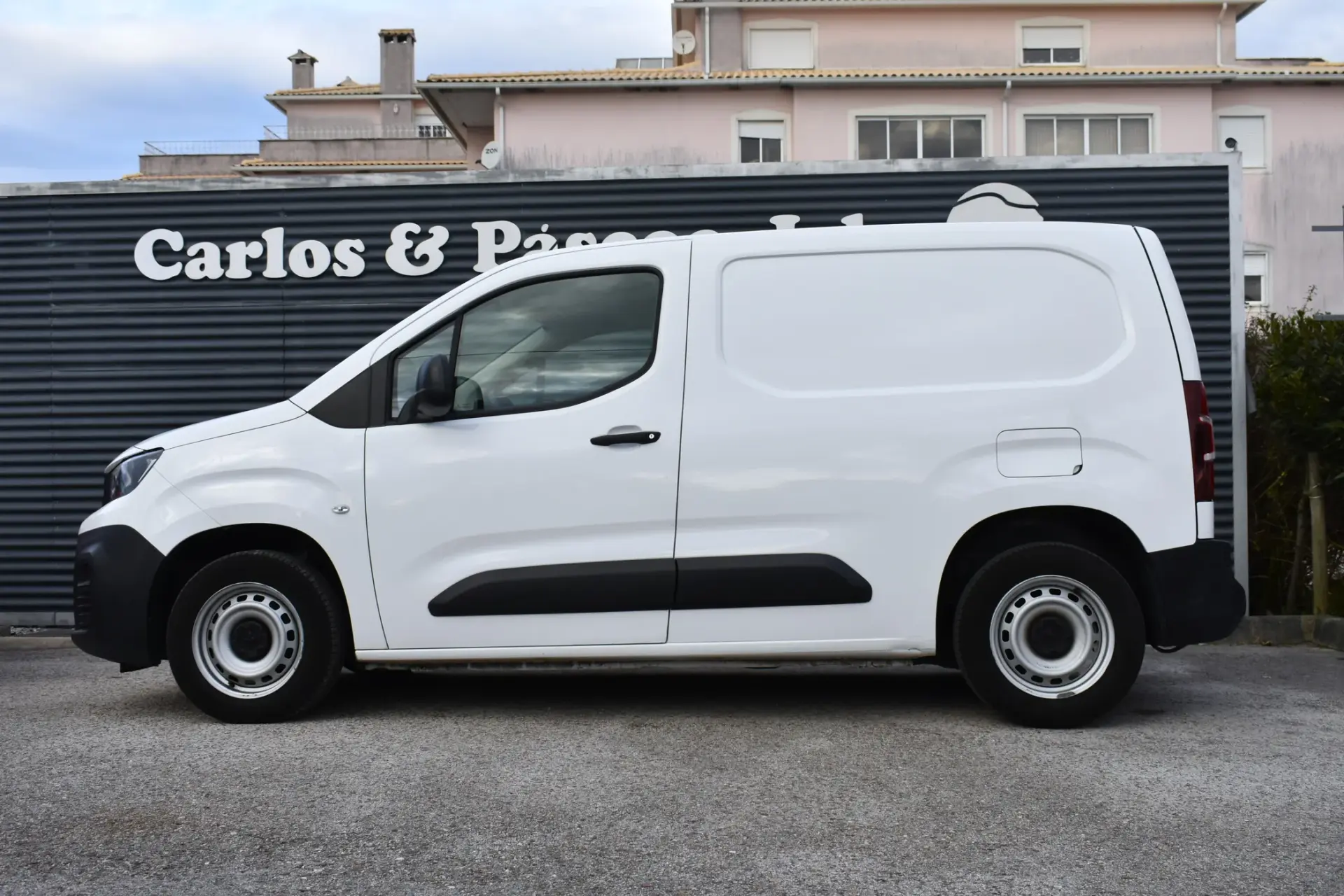 Peugeot Partner 1.5 BlueHDi Asphalt Standard 7