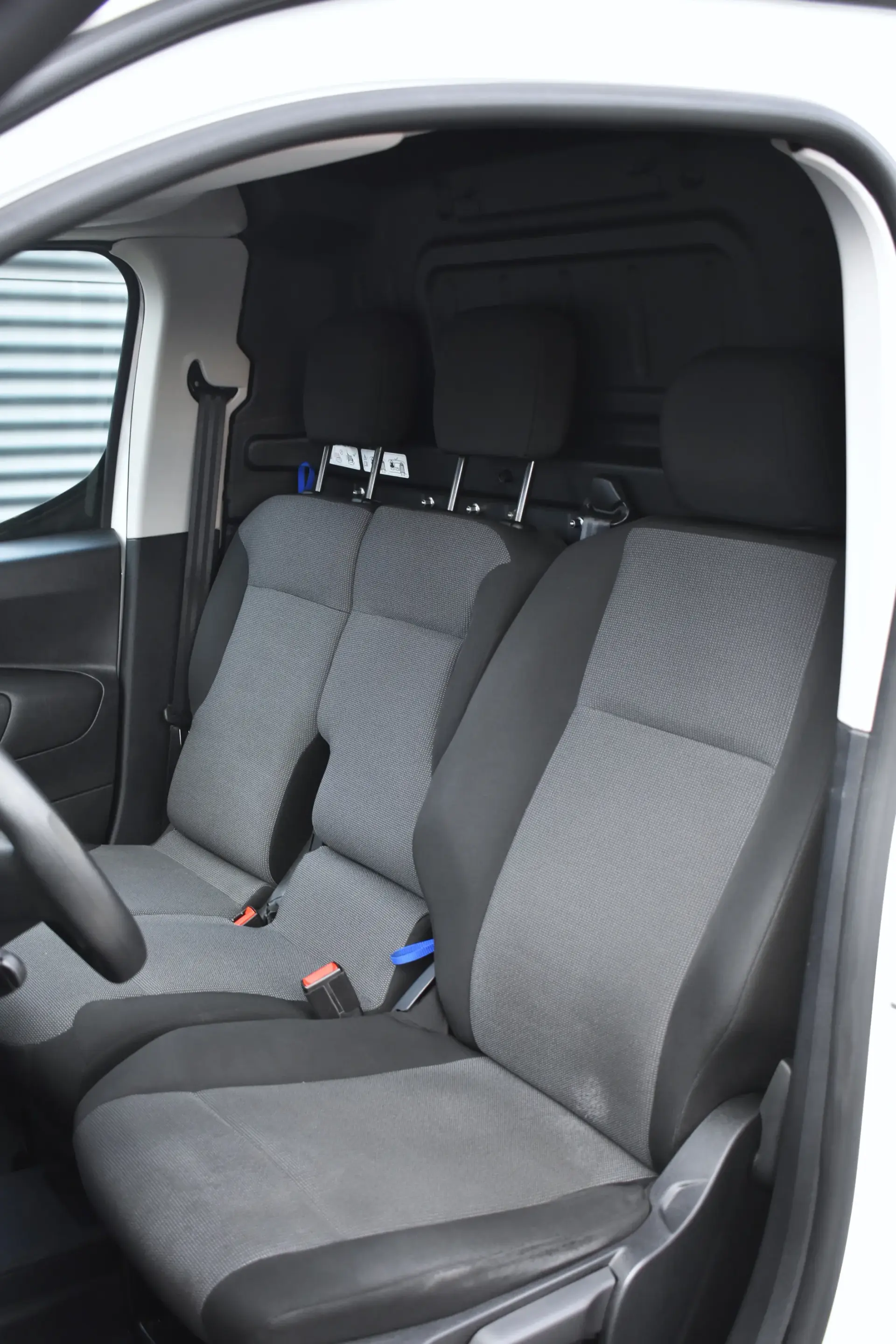 Peugeot Partner 1.5 BlueHDi Asphalt Standard 10