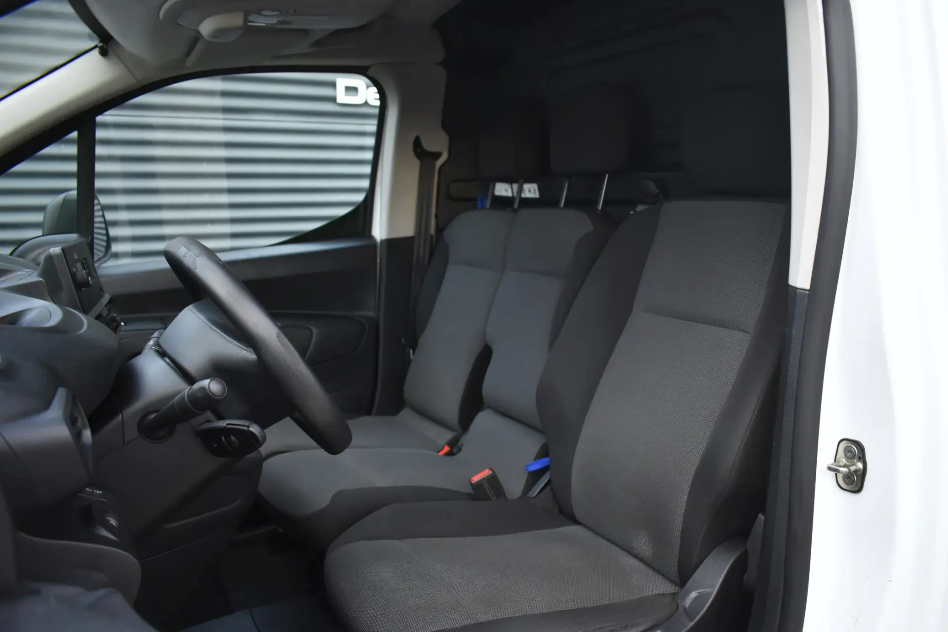Peugeot Partner 1.5 BlueHDi Asphalt Standard 11