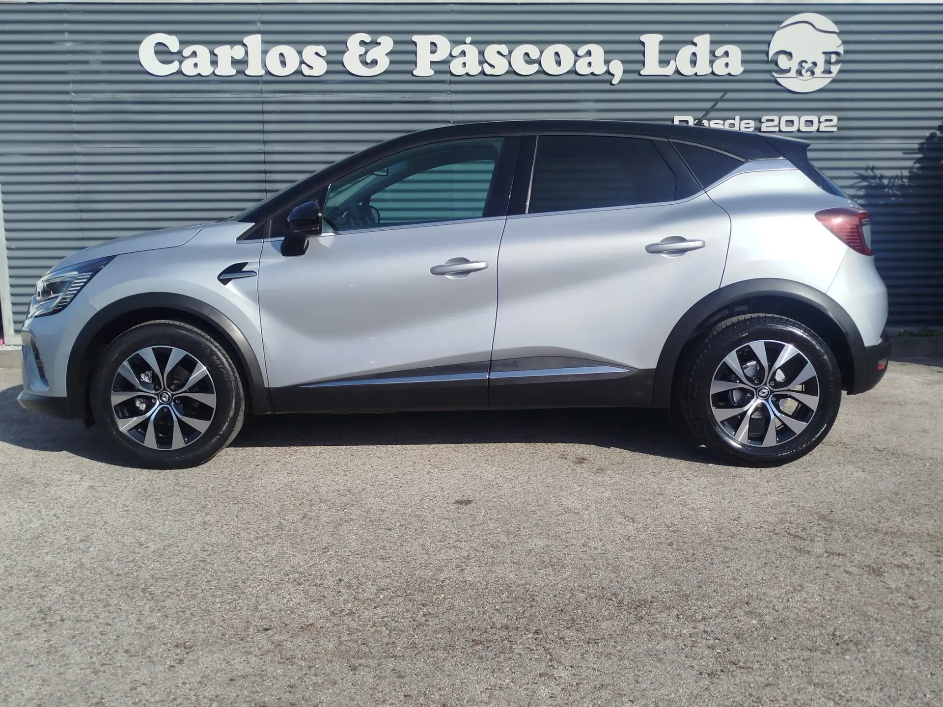 Renault Captur 1.0 TCe Exclusive 3